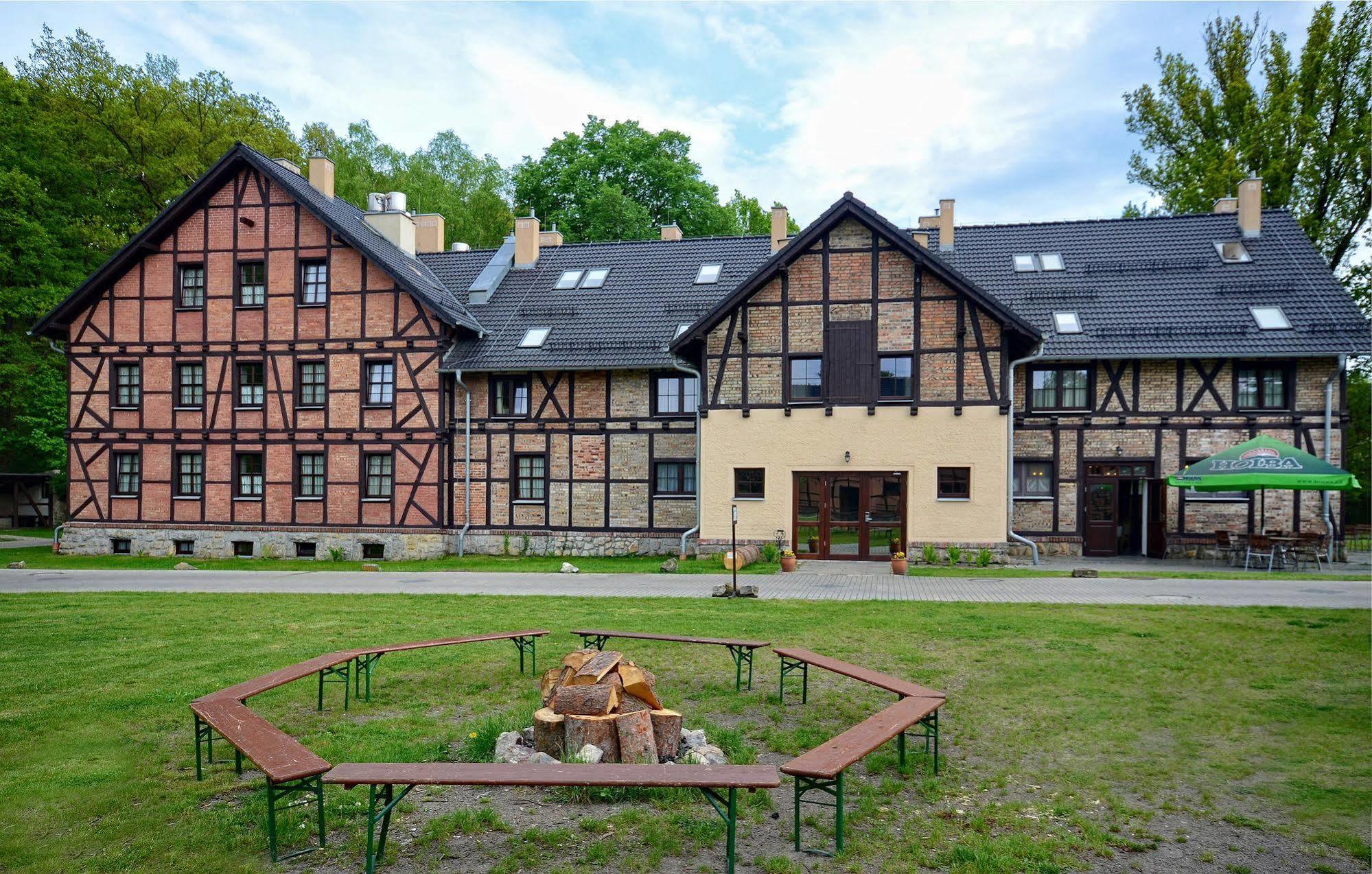Hotel Folwark Ksiazecy Kliczków Exterior foto